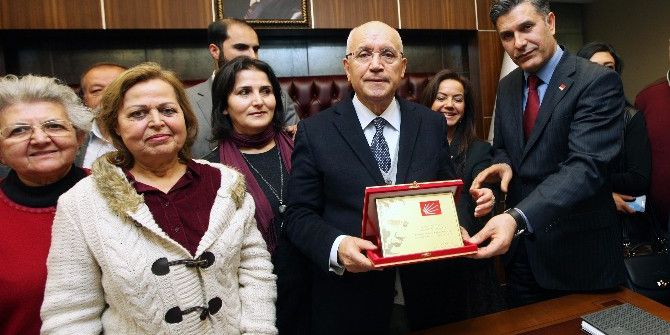 Chp Etimesgut Yönetiminden Yaşar’a Teşekkür Ziyareti
