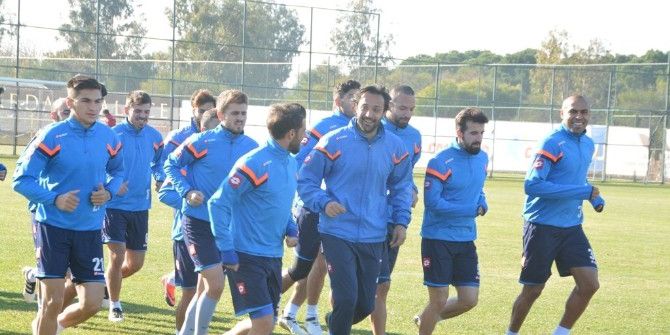 Dadaşlar, Antalya’da Moral Depoluyor