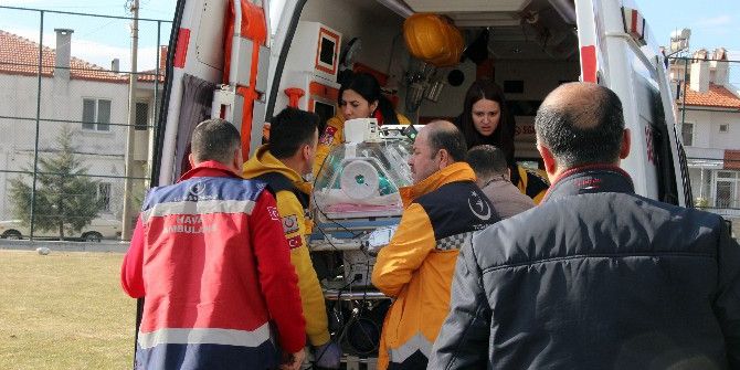 Prematüre Bebek İzmir’e Sevk Edildi