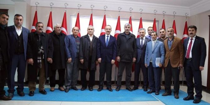 Vali Yavuz Muhtarlarla Bir Araya Geldi