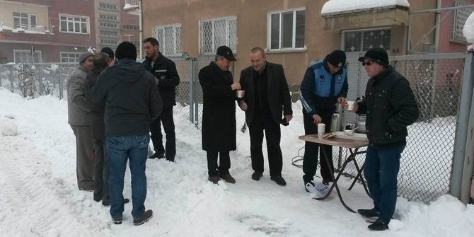 Akşehir’de Kar Temizleme Çalışmaları Sürüyor