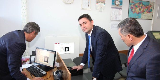 Ahlat’ta Çipli Kimlik Kartı Başvuruları Alınıyor