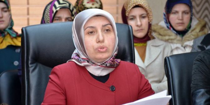 Ak Parti Bilecik Kadın Kolları Başkanı Namal İstifa Etti