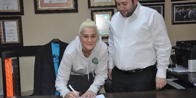 Maral Aktaş, Balıkesir Büyükşehir’e İmza Attı