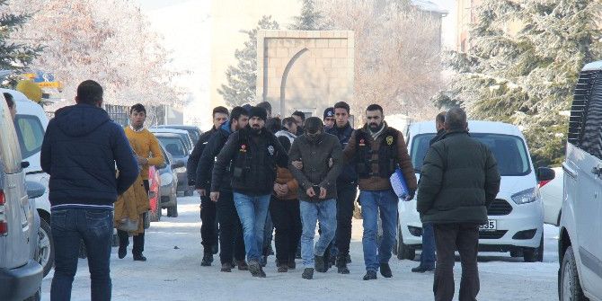 Yozgat’ta Uyuşturucu Satıcılığı Yapan 5 Şahıs Yakalandı