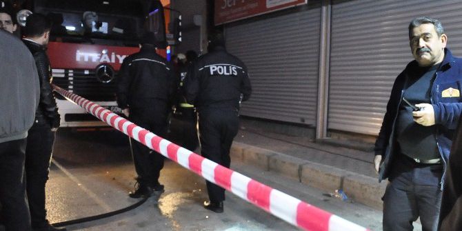 Yangında Can Pazarı: 5 Kişi Dumandan Zehirlendi