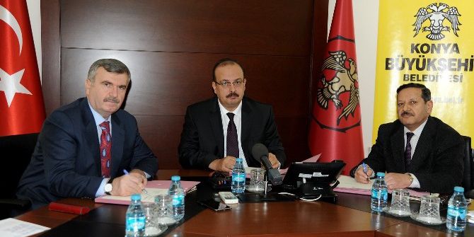 Tarihi Türbelerin İhyası Protokolü İmzalandı