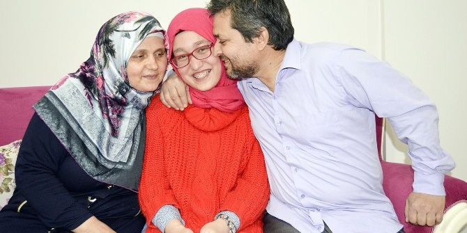 İşçi Babanın Kızı Teog Birincilerinden Oldu