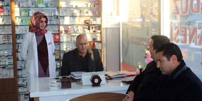 Kaymakam Vardar Esnafı Ziyaret Etti