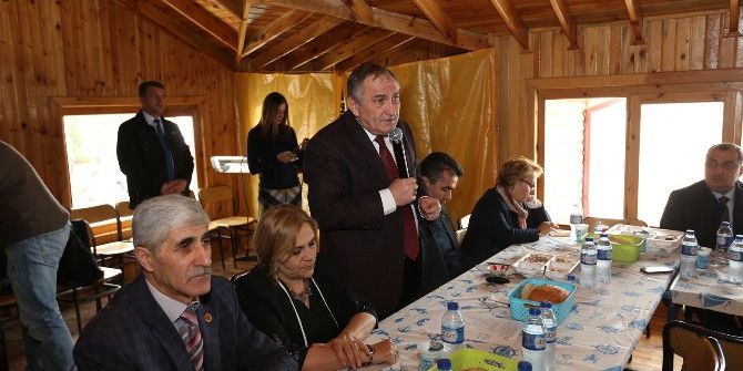 Bolu’nun Geleceğini Yansıtan Projeler Muhtarlara Anlatıldı