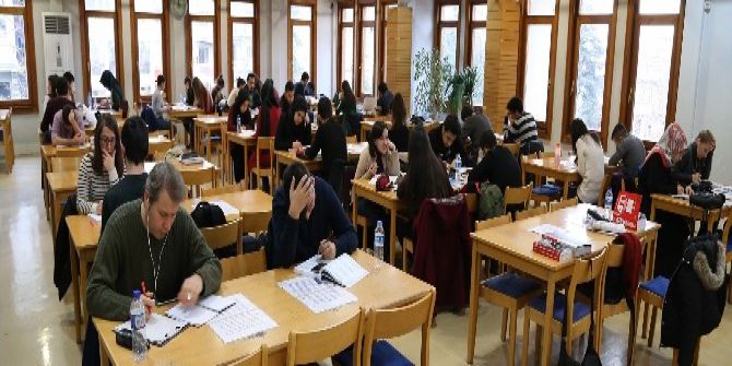 Bursa 24 Saat Okuyor