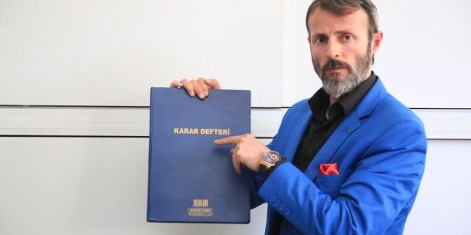 Başkan Çil Karar Defterini Gösterdi