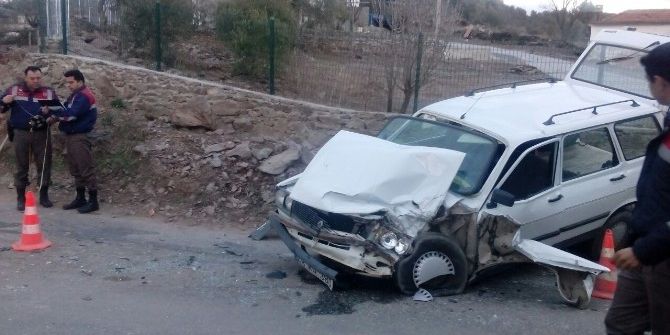 Milas’ta Trafik Kazası: 2 Yaralı