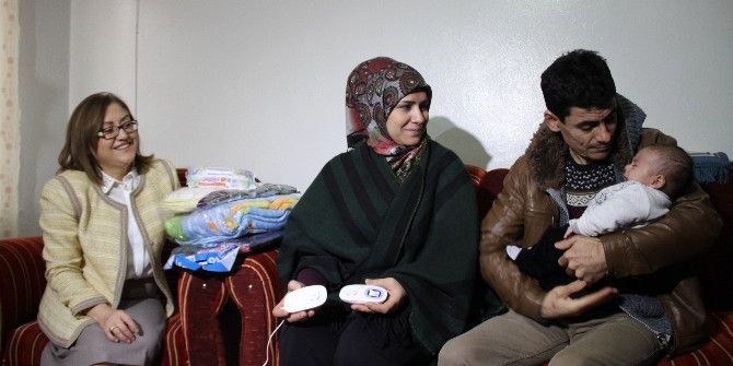 İşitme Engelli Ebeveynler Artık Bebeklerini "Duyabilecek"