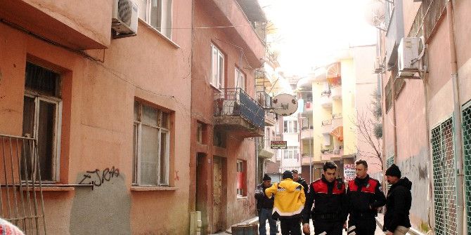 Kıbrıs Gazisi Evinde Ölü Bulundu