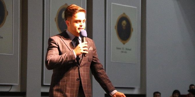 Manisalı Öğrencilere "Sınavdır Geçer" Semineri