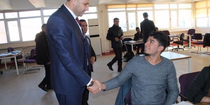 Keşküş Viranşehir Gençlik Merkezinde İncelemelerde Bulundu