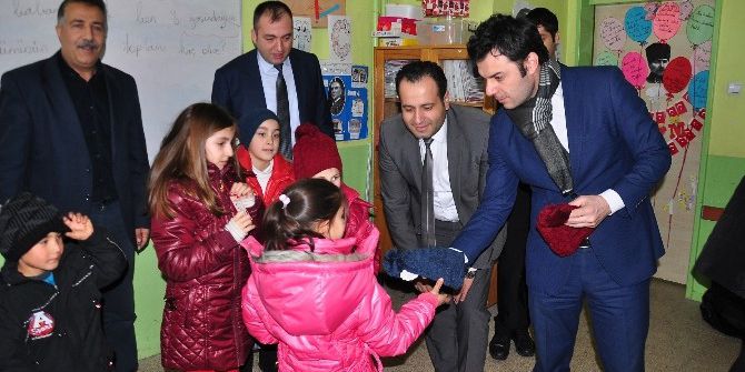 Uedaş, Kardeşlerini Bu Yıl Da Üşütmedi