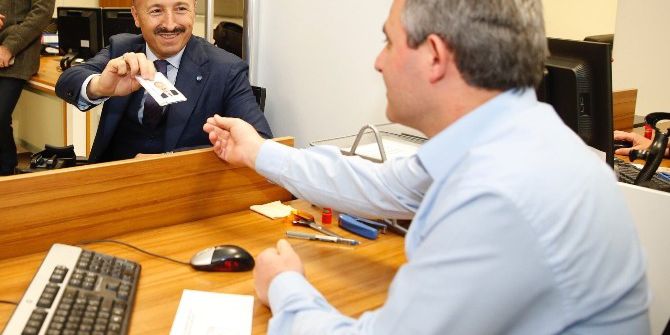 Başkan Altunay, Çipli Kimlik İçin Başvurusunu Yaptı