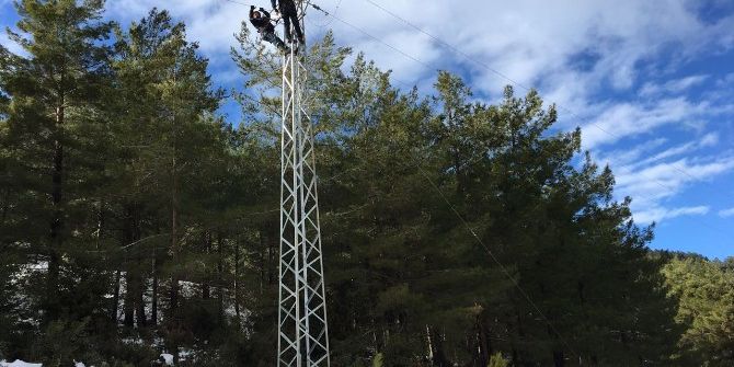 Toroslar Edaş, Mersin’de Sel Mesaisinde