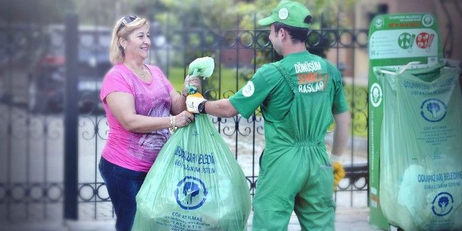 Yüz Binlerce Ton Geri Dönüşüm Yüz Binlerce Öğrenci