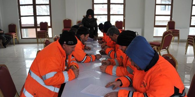 Bozüyük Belediyesi’nde İşçilere Sağlık Muayenesi Yapıldı, İş Güvenliği Eğitimi Verildi