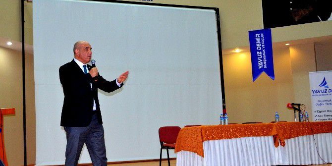 Ilıcalı, Gençlerle Tecrübelerini Paylaştı