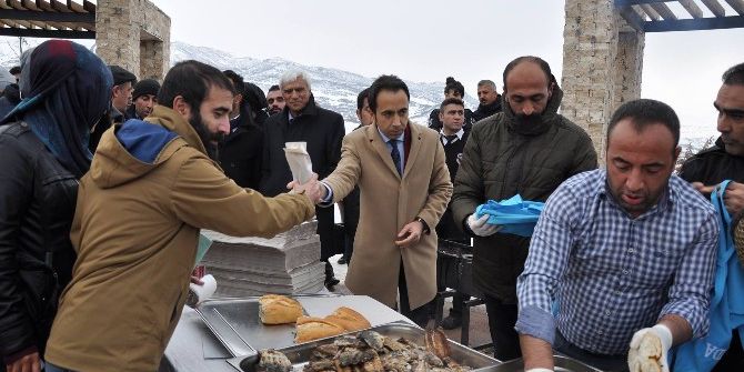 Munzur Üniversitesi’nde ‘Balık-ekmek’ Etkinliği