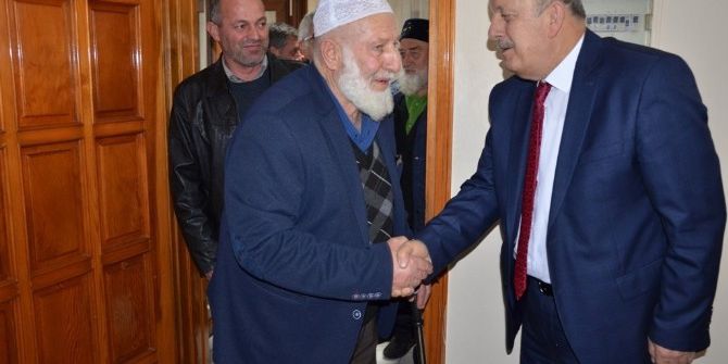 Sargın, Dünya Gürcü Müslümanları Birliği’ni Ağırladı