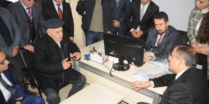 Bakan Özhaseki Cizre’de Konut Verilecek Vatandaşla Sözleşme İmzaladı, Park Açılışı Yaptı