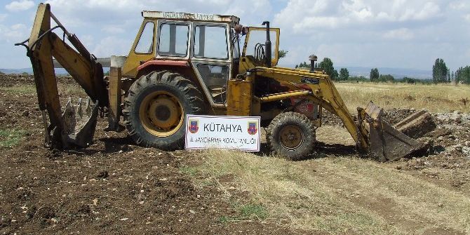 Jandarmadan Kaçak Kazı Operasyonu
