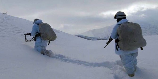 Bitlis’te Terör Örgütüne Ait Sığınaklar Kullanılamaz Hale Getirildi