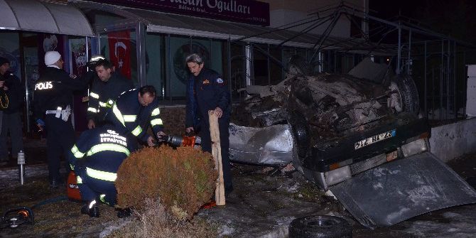 Eskişehir’de Otomobil Takla Attı: 2 Ölü, 1 Yaralı