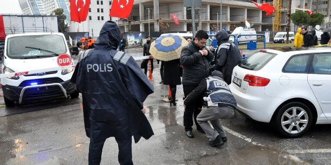 İzmir’de Olay Yeri İncelendi