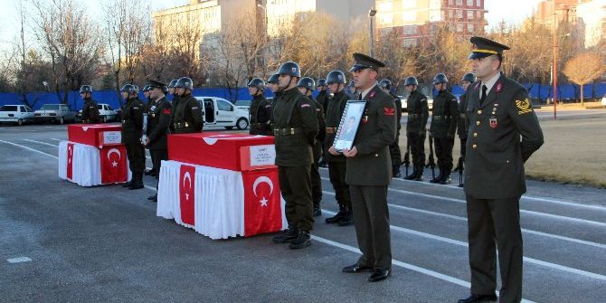 Şehitler Memleketlerine Uğurlandı