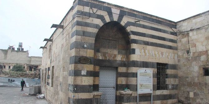 Tarihi Tuğlu Hamamının Hizmete Açılması İsteniyor