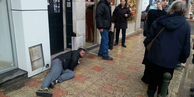 Bonzai İçen Gencin İbretlik Hali