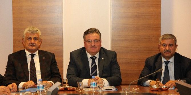 Halıcılar Zorluklara İnat İhracatı Artıracak