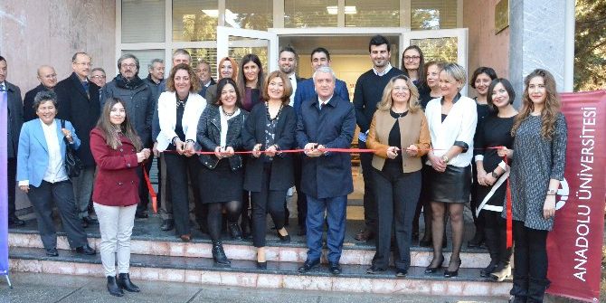 Anadolu Üniversitesi Psikolojik Danışma Ve Rehberlik Merkezi Yeni Binasında Hizmette