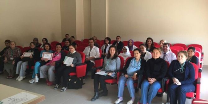 Ezine Devlet Hastanesi’nde Mezuniyet Heyecanı