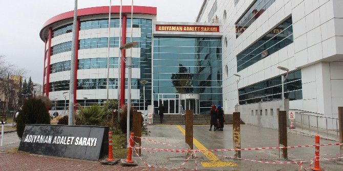 Adıyaman Adalet Sarayı’nın Girişinde Ek Önlemler Alındı