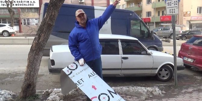 Rüzgarda Uçan Sac Levhadan Ucuz Kurtuldu