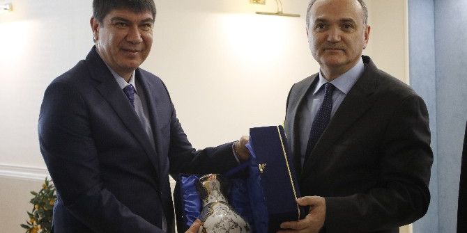 Bakan Özlü’den İzmir Saldırısı Açıklaması