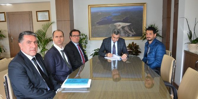 Coşkun, Yeni Sözleşmeleri İmzalandı