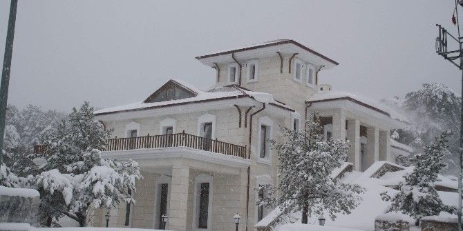 Eğilmez: “Bu Binaların Türkiye’de İkinci Örnekleri Yok”