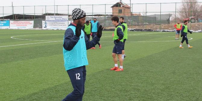 Yeşilyurt Belediyespor İkinci Yarıya Galibiyetle Başlamak İstiyor