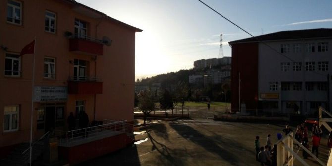 Alaplı’da Bir Gecede 3 Okul Soyuldu