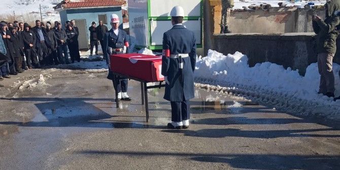 Kazada Şehit Olan Astsubay Ankara’da Son Yolculuğuna Uğurlandı