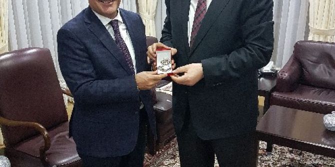 Ak Parti İl Başkanı Mehmet Emin Öz, Rektör Çomaklı’yı Ziyaret Etti