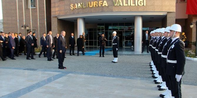 Cumhurbaşkanı Erdoğan’dan Şanlıurfa Valiliği’ne Ziyaret